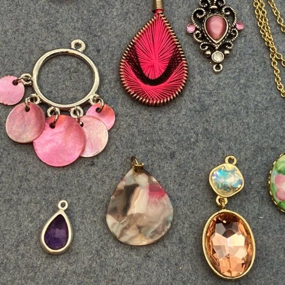 Pendant Charm Dangle Lot Pink Purple Silver Gold DIY Craft Repurpose Upcycle - Picture 3 of 12